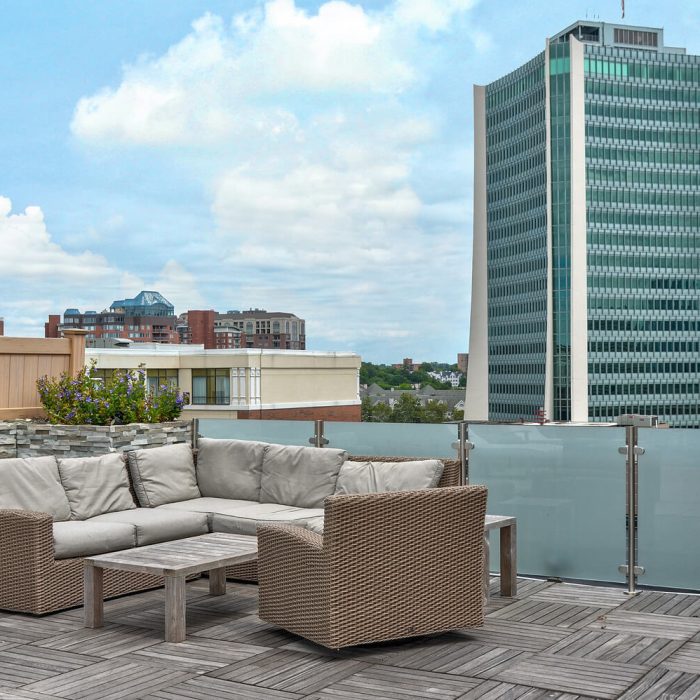 25296_12_hdp_parksquarewest_ext_roof1-1.jpg